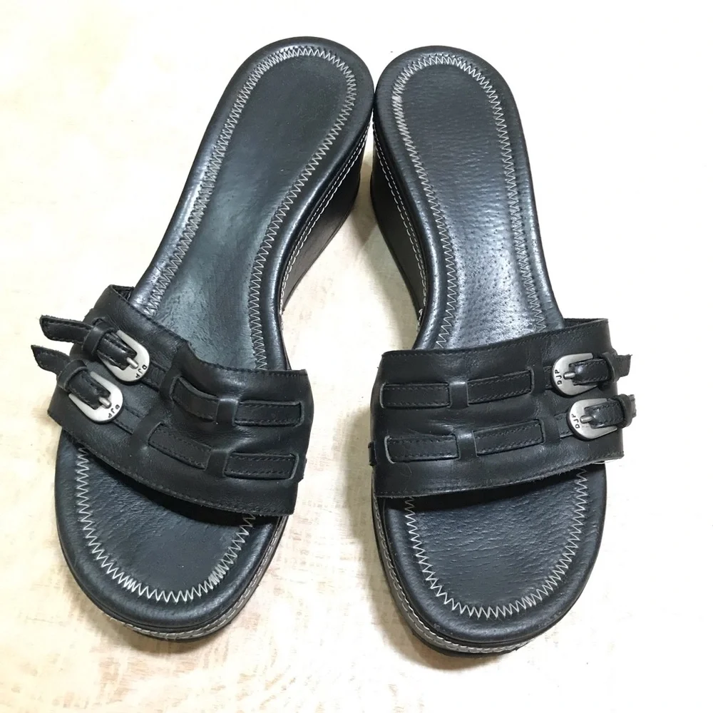 Donald J Pliner Spia Platform Slides Sandals 10